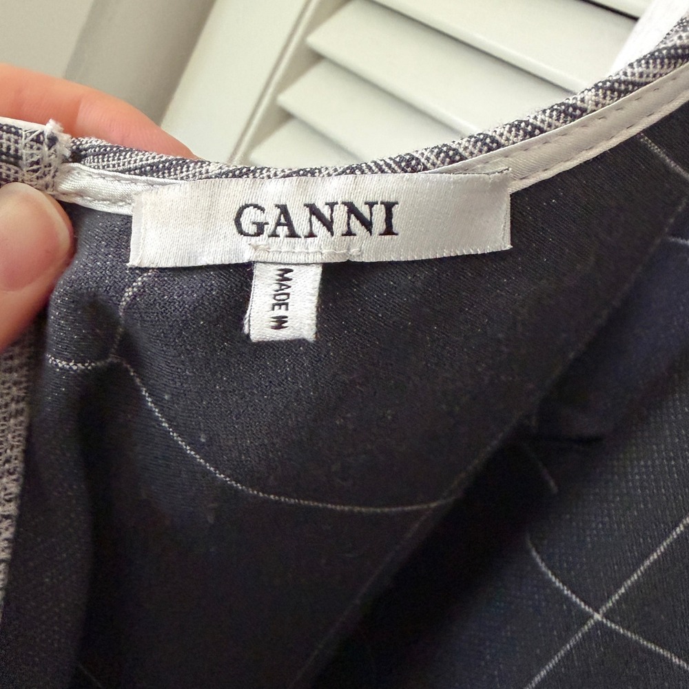 Ganni Garvey Gray Plaid Mini Dress Size 38/6 Scoop Neck Exposed Back Zip Shift - Picture 5 of 7